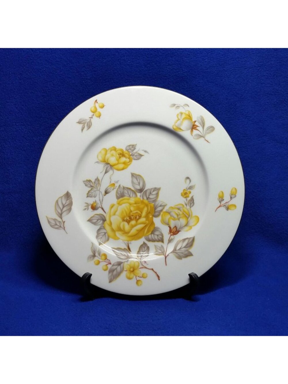 Yellow Roses Dinner Plate Mayfair Collection Castleton China Made in USA